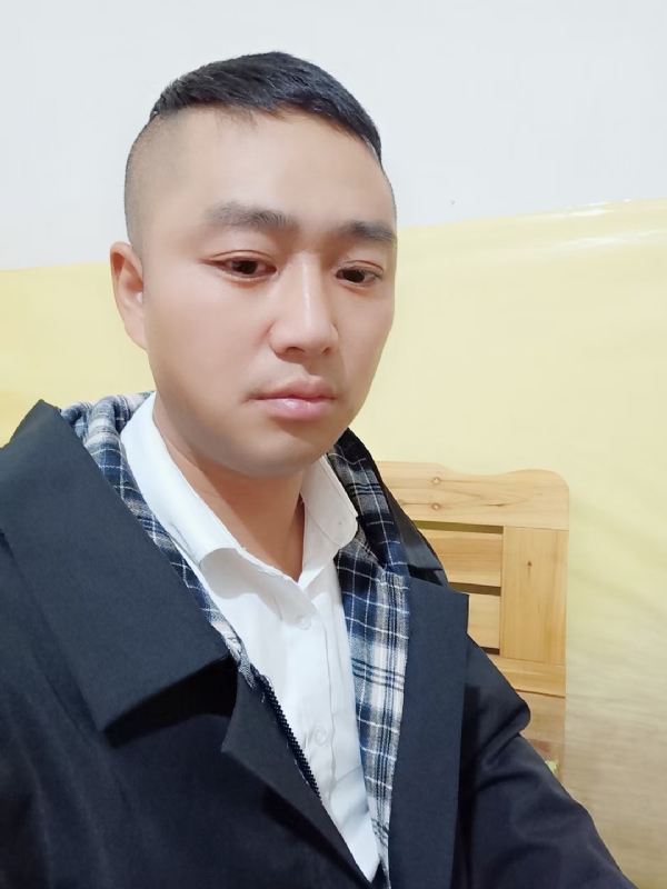 小天的第一张照片--颖上交友中心